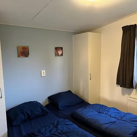 Vakantiehuisje Met Riante Tuin *